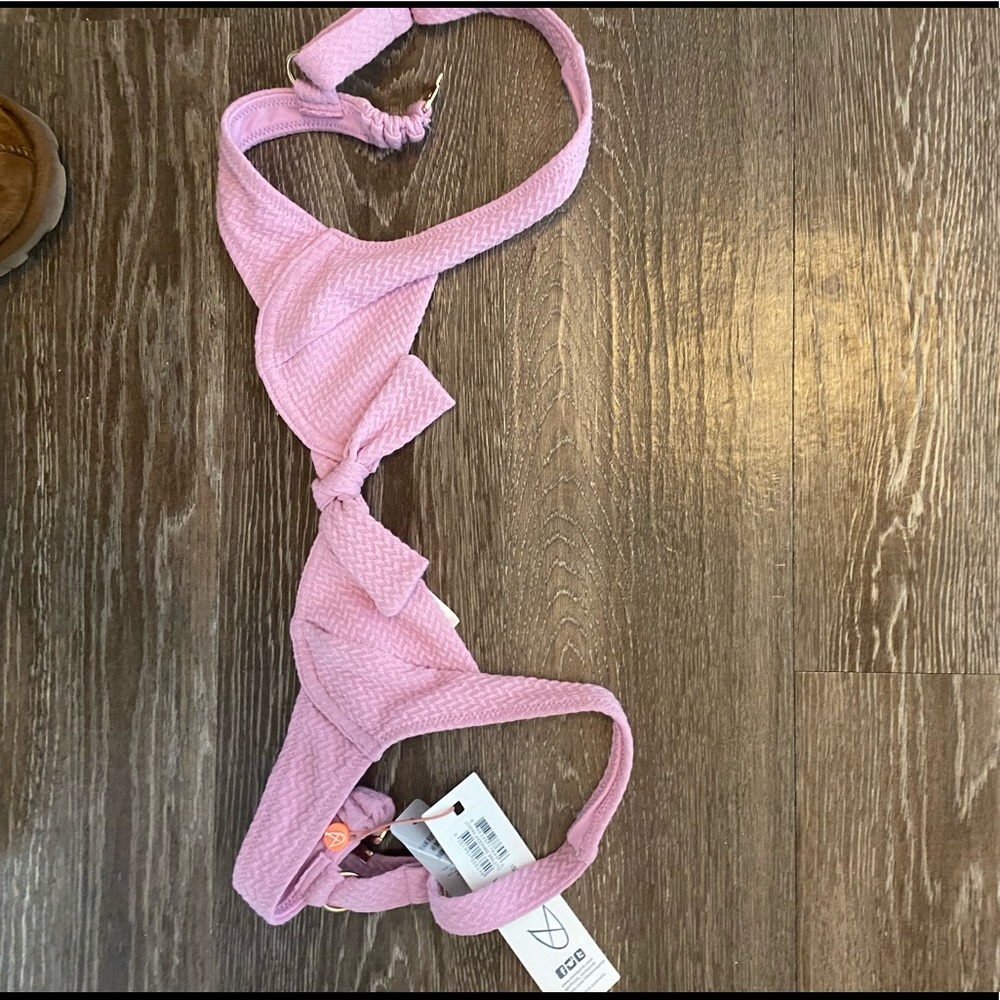 Pink bikini top